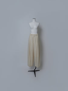 【2025AW PRE ORDER】SIDE BOX TUCK PANTS