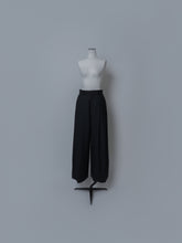 画像をギャラリービューアに読み込む, 【2025AW PRE ORDER】SIDE BOX TUCK PANTS
