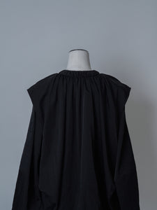 【2025AW PRE ORDER】LAYERED BALLOON BLOUSON