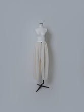 画像をギャラリービューアに読み込む, 【2025AW PRE ORDER】COCOON PANTS
