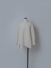 画像をギャラリービューアに読み込む, 【2025AW PRE ORDER】BACK OPEN BLOUSE
