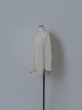 画像をギャラリービューアに読み込む, 【2025AW PRE ORDER】BACK OPEN BLOUSE
