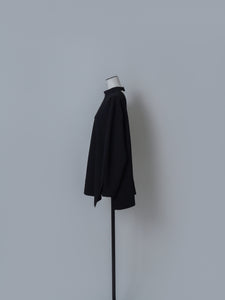 【2025AW PRE ORDER】BACK OPEN BLOUSE