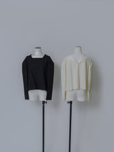 画像をギャラリービューアに読み込む, 【2026SS PRE ORDER】　BACK SLIT COMBI BLOUSE
