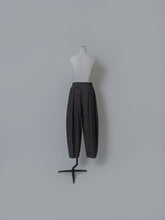 画像をギャラリービューアに読み込む, 【2026AW PRE ORDER】NEP TWEED COCOON PANTS
