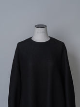 画像をギャラリービューアに読み込む, 【2026AW PRE ORDER】SATIN CUFS BONDING PULLOVER
