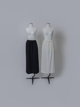 画像をギャラリービューアに読み込む, 【2026SS PRE ORDER】STRING STRAIGHT SKIRT

