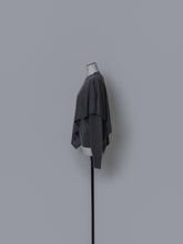 画像をギャラリービューアに読み込む, 【2026AW PRE ORDER】LAYERED CAPE KNIT
