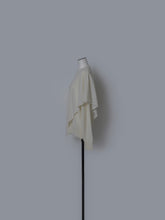 画像をギャラリービューアに読み込む, 【2026AW PRE ORDER】LAYERED CAPE KNIT
