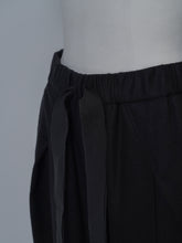 画像をギャラリービューアに読み込む, 【2026AW PRE ORDER】LIGHT FLANNEL STRING PANTS
