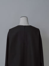画像をギャラリービューアに読み込む, 【2026AW PRE ORDER】KNOT BLOUSE

