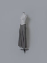 画像をギャラリービューアに読み込む, 【2026AW PRE ORDER】LOW WAIST 2TUCK PANTS
