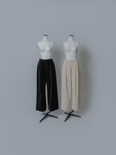 画像をギャラリービューアに読み込む, 【2025AW PRE ORDER】VELVET 2TACK PANTS
