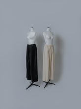 画像をギャラリービューアに読み込む, 【2025AW PRE ORDER】VELVET 2TACK PANTS
