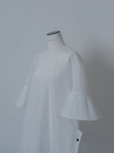 画像をギャラリービューアに読み込む, 【2025SS PRE ORDER】DOUBLE BUTTON BLOUSE
