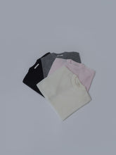 画像をギャラリービューアに読み込む, 【2025AW PRE ORDER】MOHAIR YARN CREW NECK KNIT
