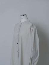 画像をギャラリービューアに読み込む, 【2025AW PRE ORDER】LONG STRING SHIRT
