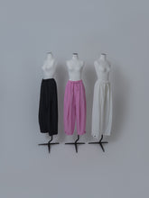 画像をギャラリービューアに読み込む, 【2025SS PRE ORDER】RANDOM TACK STRING PANTS
