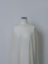 画像をギャラリービューアに読み込む, 【2025AW PRE ORDER】MOHAIR YARN CREW NECK KNIT
