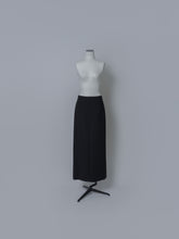 画像をギャラリービューアに読み込む, 【2025AW PRE ORDER】PIPING LONG SKIRT
