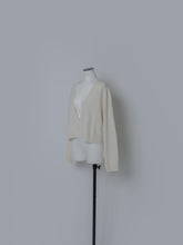 画像をギャラリービューアに読み込む, 【2025AW PRE ORDER】V NECK CROPPDE KNIT
