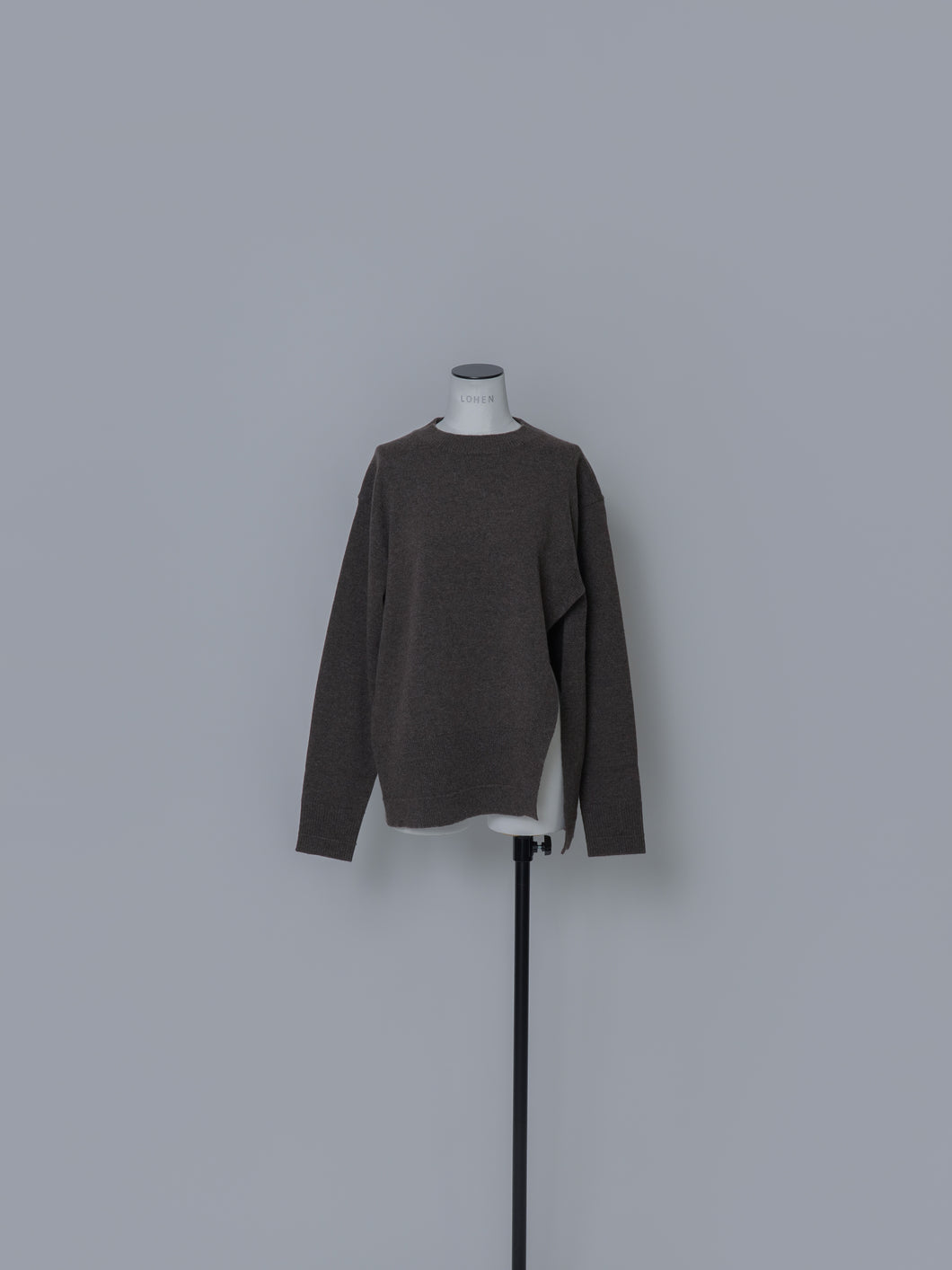 【2025AW PRE ORDER】SIDE SLIT KNIT