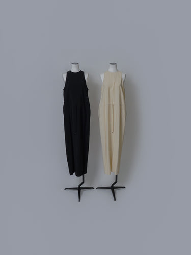 DRESSES – LOHEN