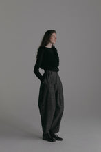 画像をギャラリービューアに読み込む, 【2026AW PRE ORDER】NEP TWEED COCOON PANTS
