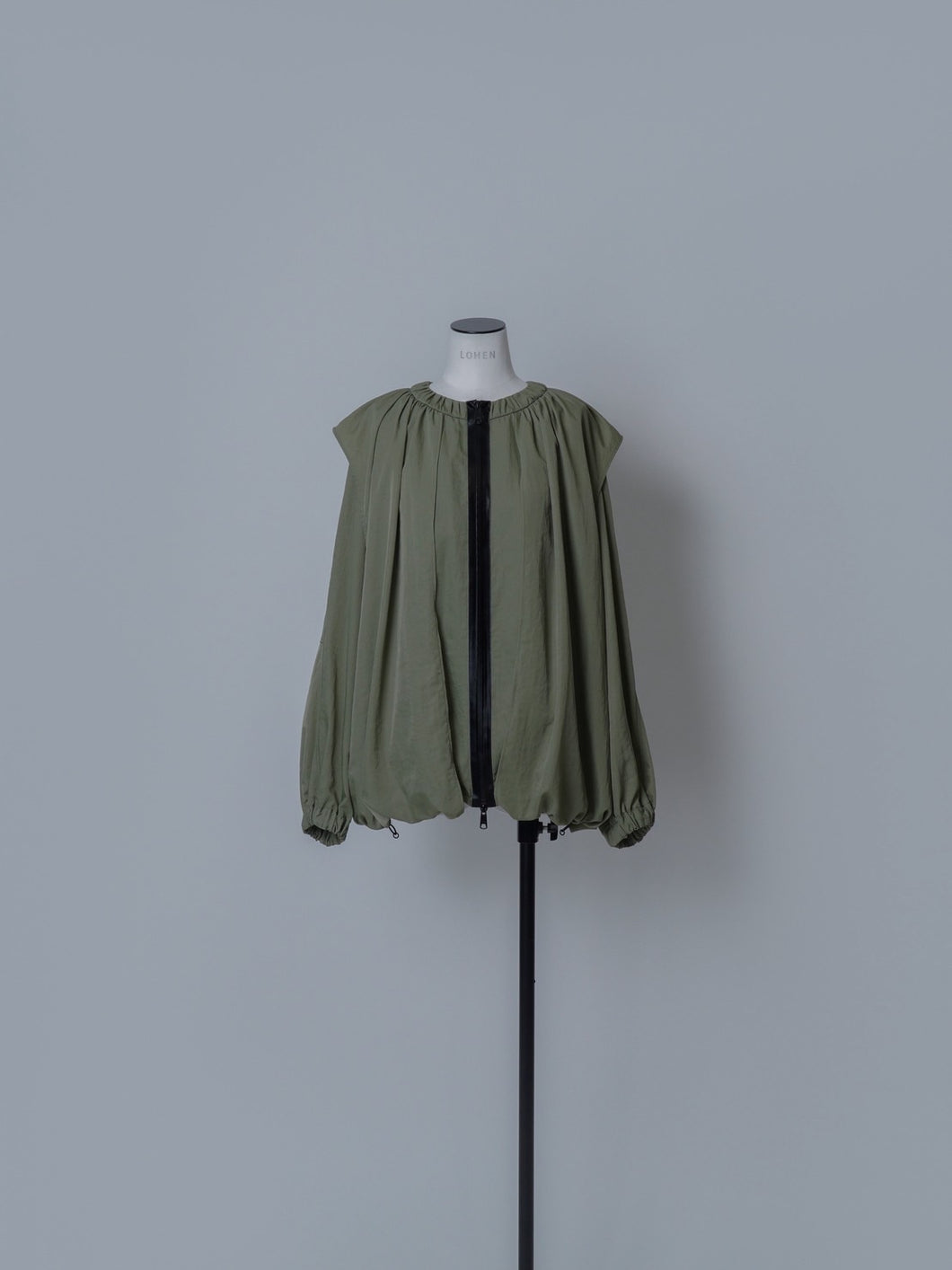 【2025AW PRE ORDER】LAYERED BALLOON BLOUSON