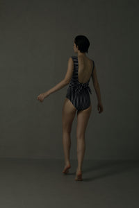 【2024SWIMWEARCOLLECTION】バックリボンワンピースSWIM WEAR