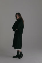 画像をギャラリービューアに読み込む, 【2026AW PRE OREDR】LAYERED BERMUDA PANTS
