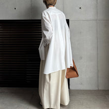 画像をギャラリービューアに読み込む, 【2025AW PRE ORDER】BACK SLIT OVERSIZE SHIRT
