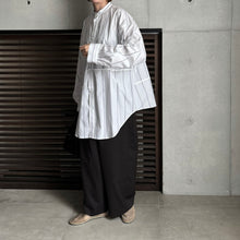 画像をギャラリービューアに読み込む, 【2024AW PRE ORDER】BIG SLEEVE BAND COLLAR SHIRT
