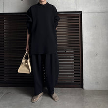 画像をギャラリービューアに読み込む, 【2025AW PRE ORDER】BACK OPEN BLOUSE
