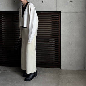【2025AW PRE ORDER】V NECK CROPPDE KNIT
