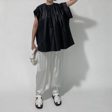 画像をギャラリービューアに読み込む, 【2022年7月23日再販】2タックサテンパンツ
