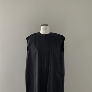 【2023SS予約販売商品】フロントZIPフォルムロングワンピース