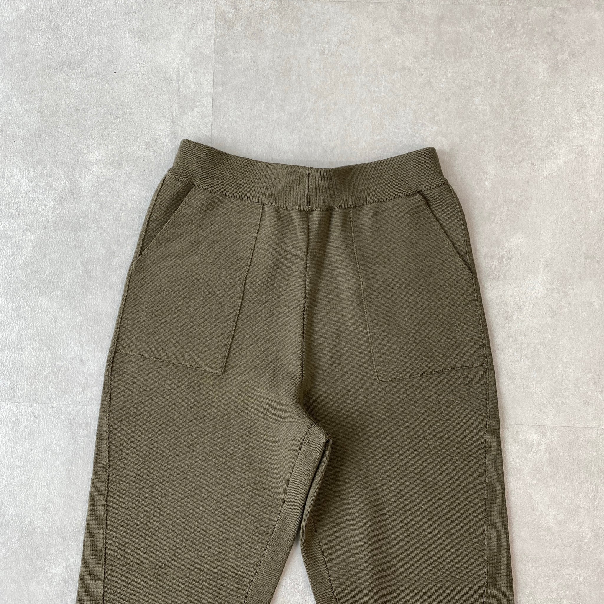 2022AW予約販売商品】ミラノリブニットセットアップパンツ – LOHEN